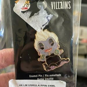 Disney Ursula pin